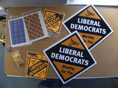 Image courtesy of Keith Selmes 2019 campaign materials or "merch"