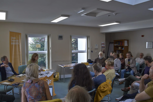 Image courtesy of Keith Selmes 2019 Paul and Sima in members discussion