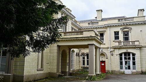 Pounds House 